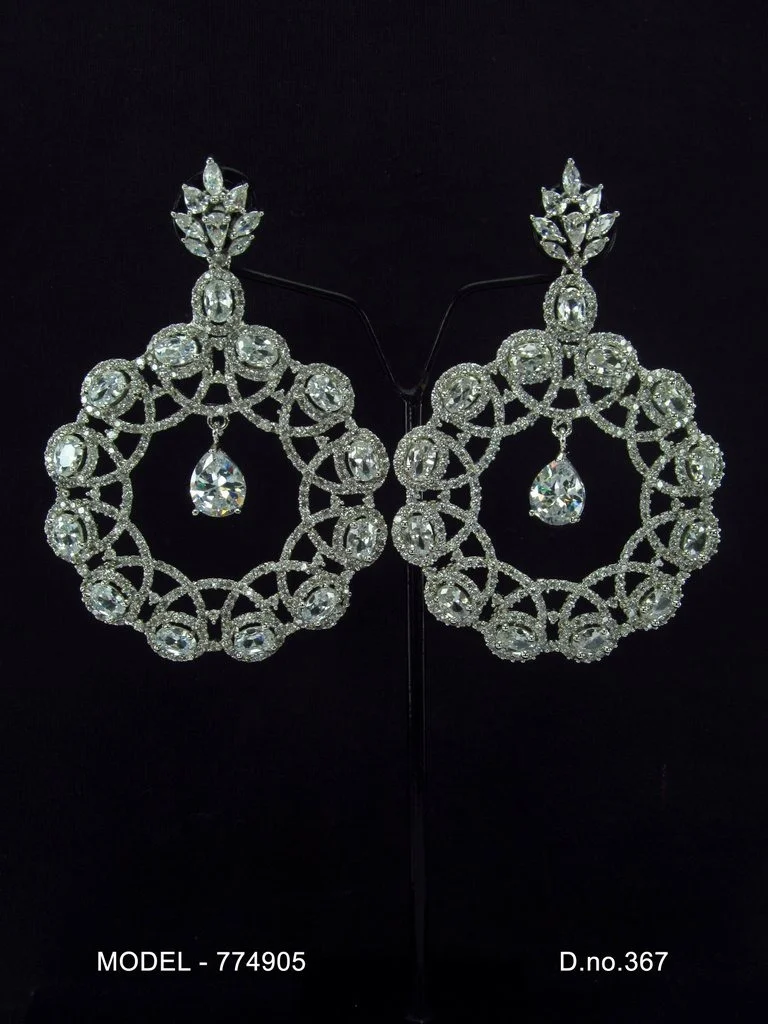 Tina circle Earring 
