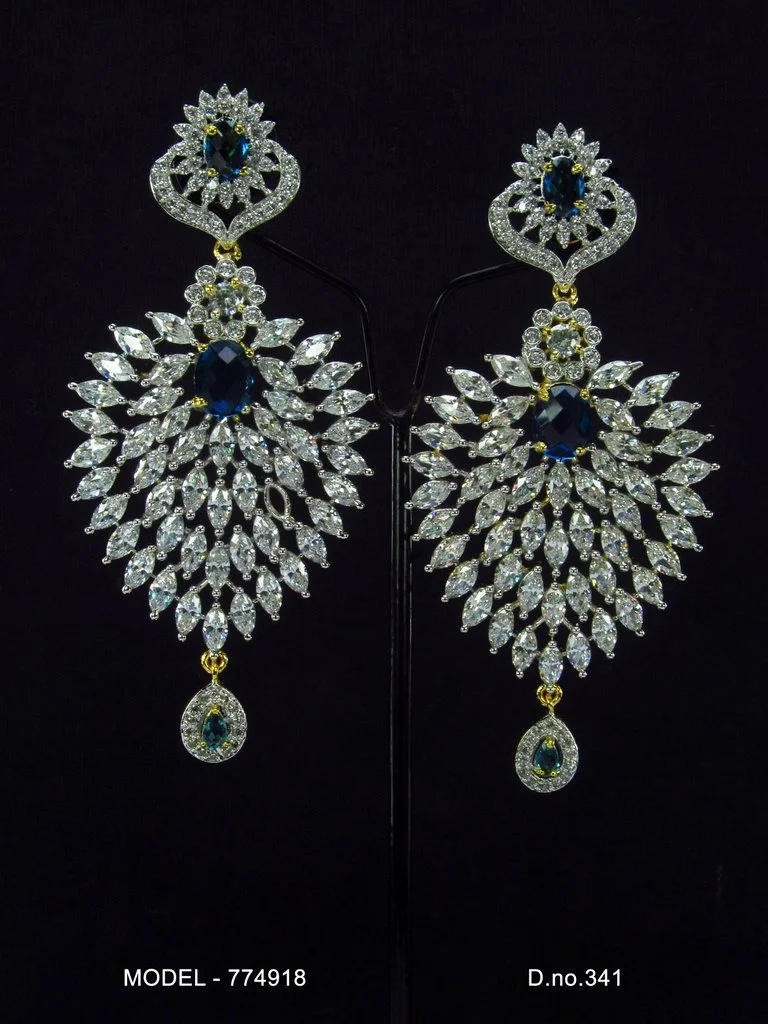 Pretty Statement Earring