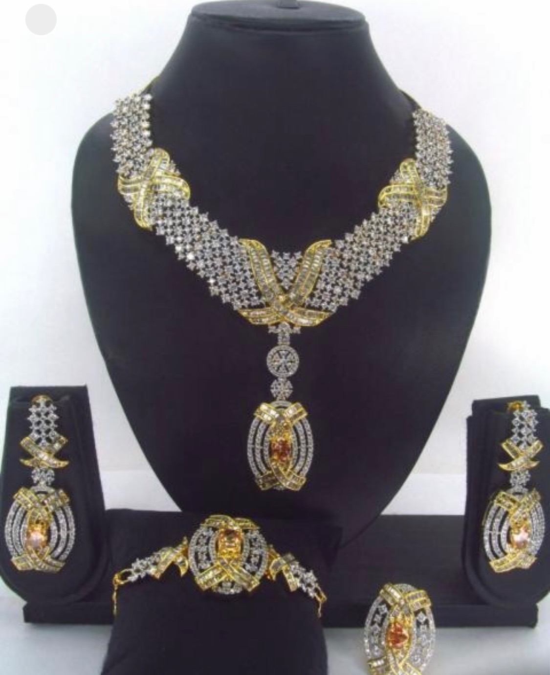 Tiara Statement Necklace Set