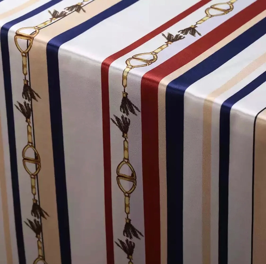 Beautiful Links Silk Fabric