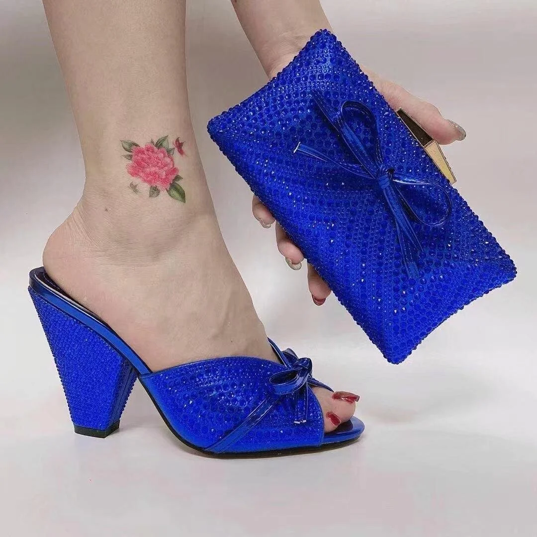 V4V BLING SLIDES &amp; CLUTCH