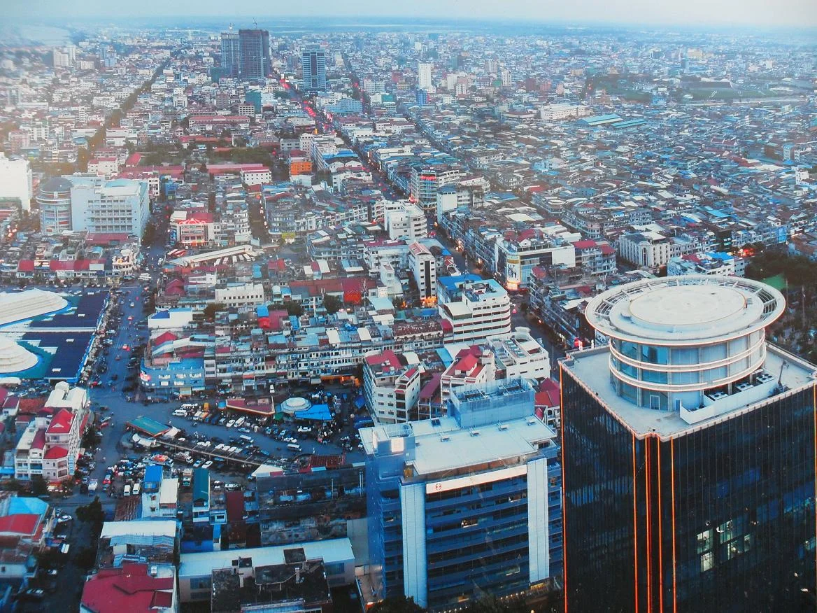 Phnom Penh (credits)
