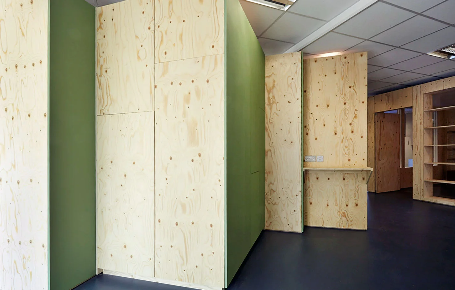 _MG_8534-cabinetscarlosedit-B.jpg