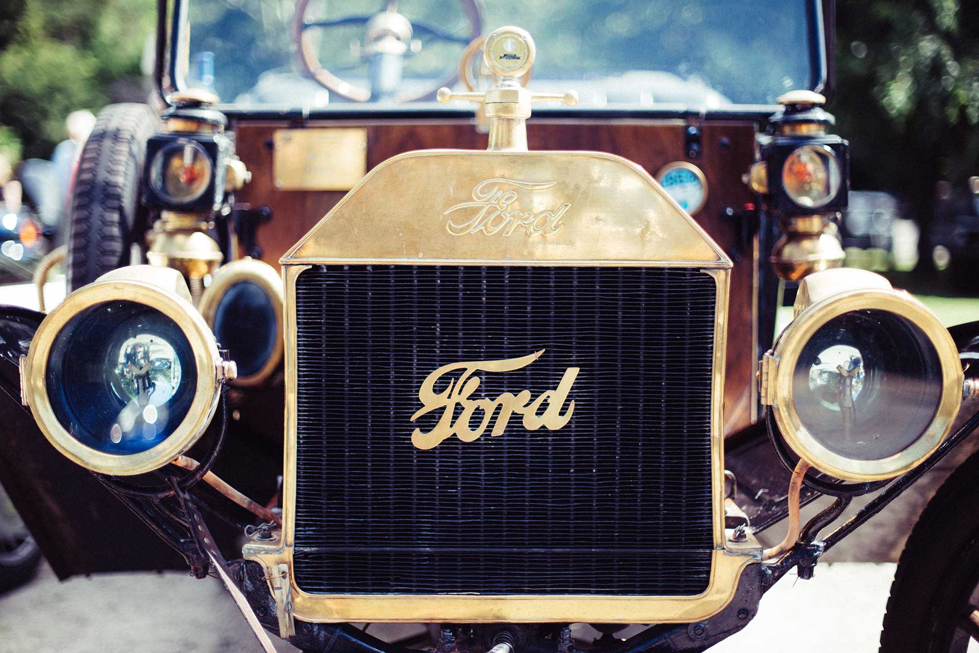  A Model T ford in all it's finery.... 