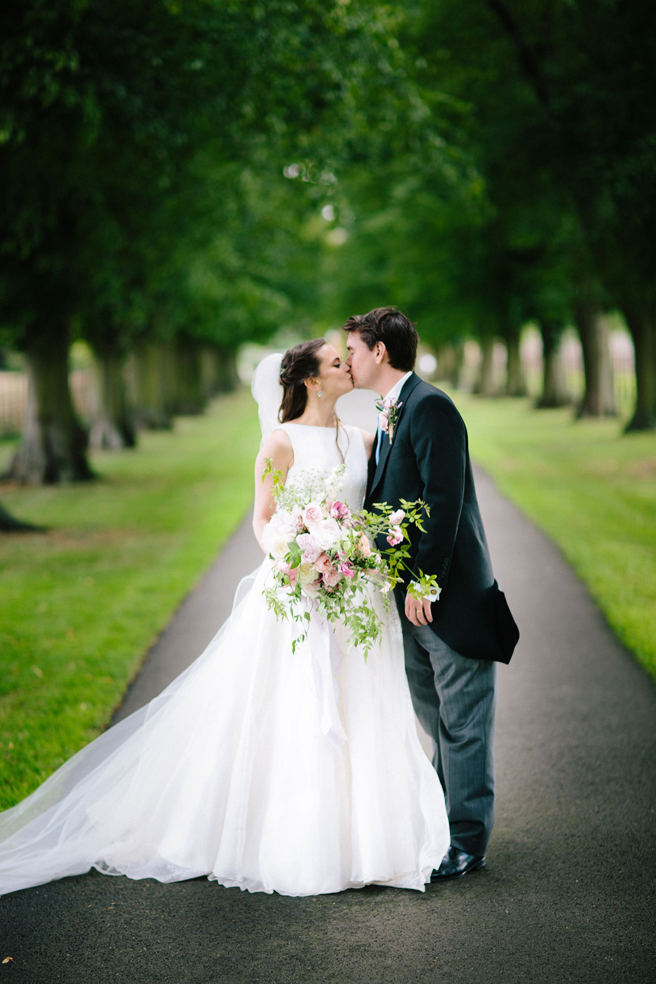 Langar-Hall-wedding-photographer-in-Nottinghamshire-Michael-Newington-Gray-61.jpg