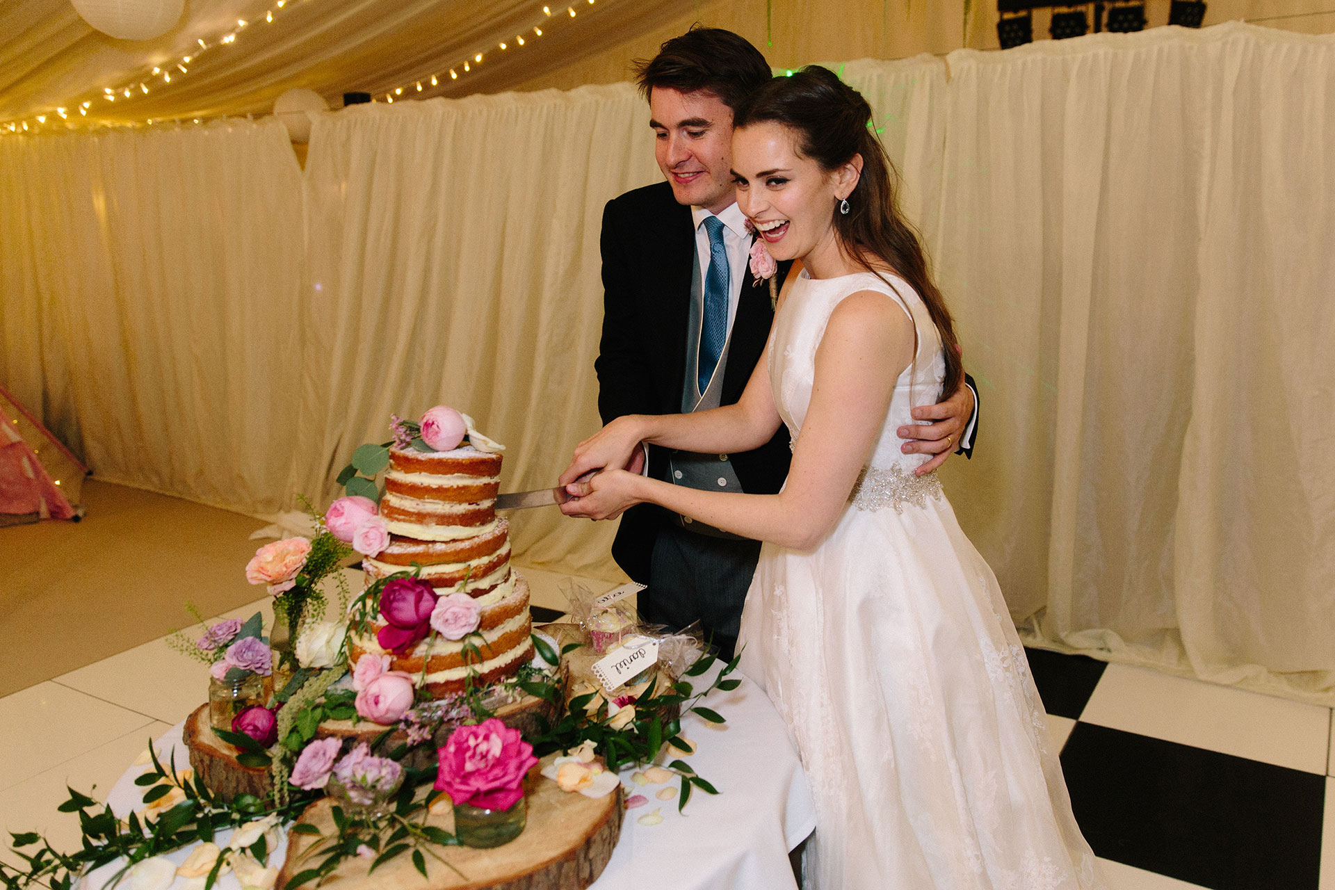 Langar-Hall-wedding-photographer-in-Nottinghamshire-Michael-Newington-Gray-102.jpg