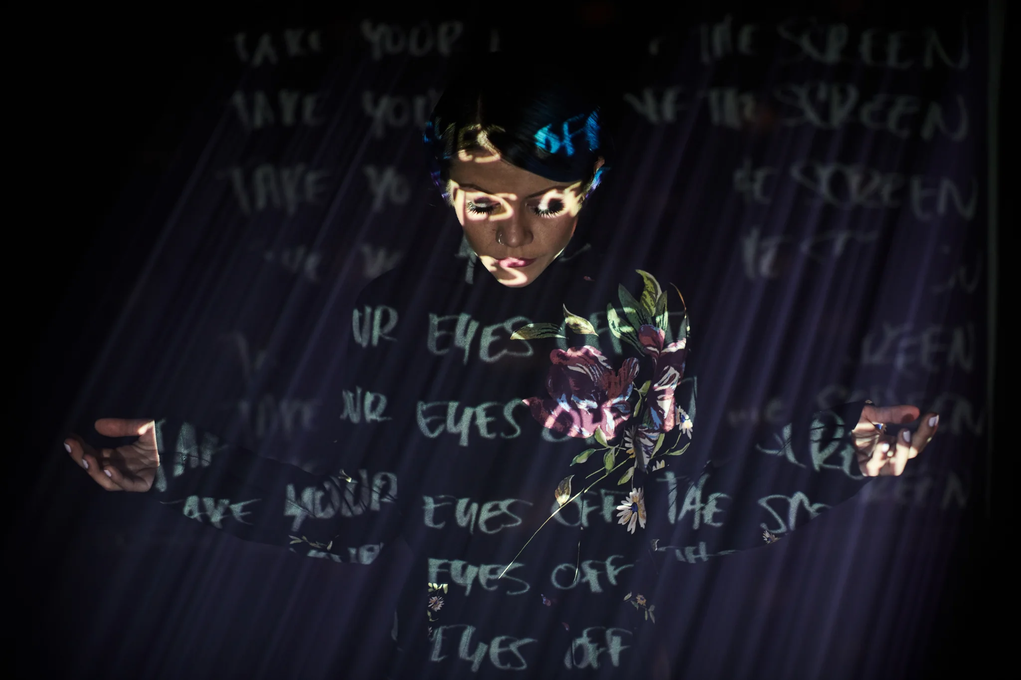 Singer Allison Iraheta, Halo Circus