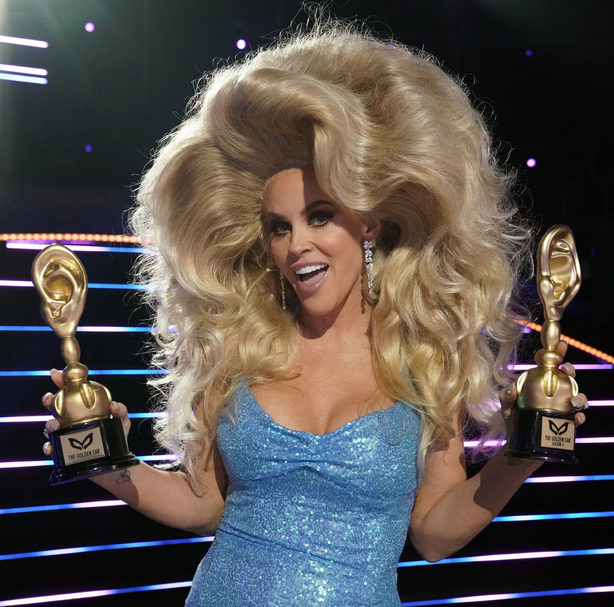   THE MASKED SINGER: Jenny McCarthy in the “Finale” episode of THE MASKED SINGER airing Wednesday, May 26 (8:00-9:00 PM ET/PT), © 2021 FOX MEDIA LLC. CR: Michael Becker/FOX. 