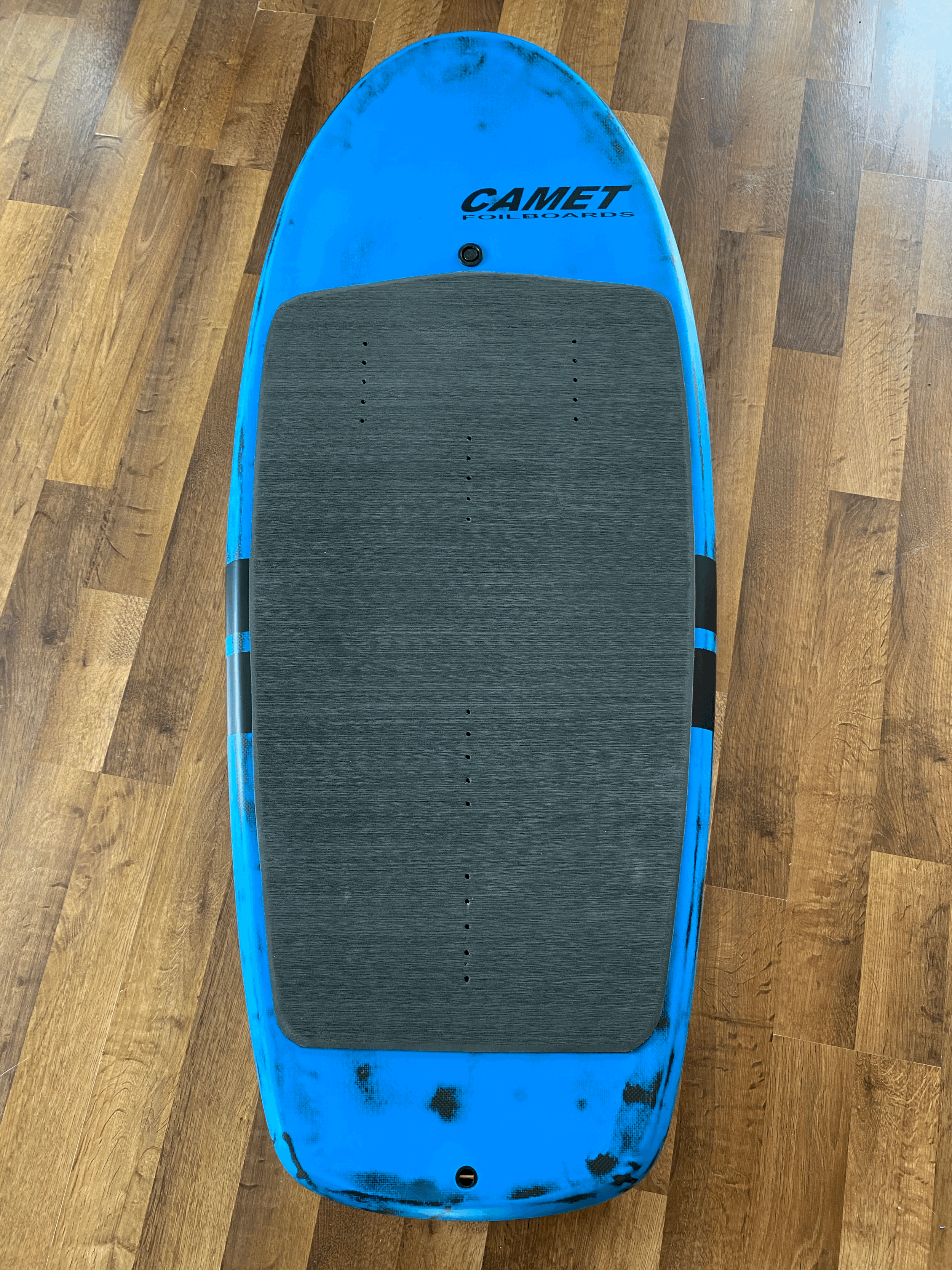 Camet Foilboard electric blue