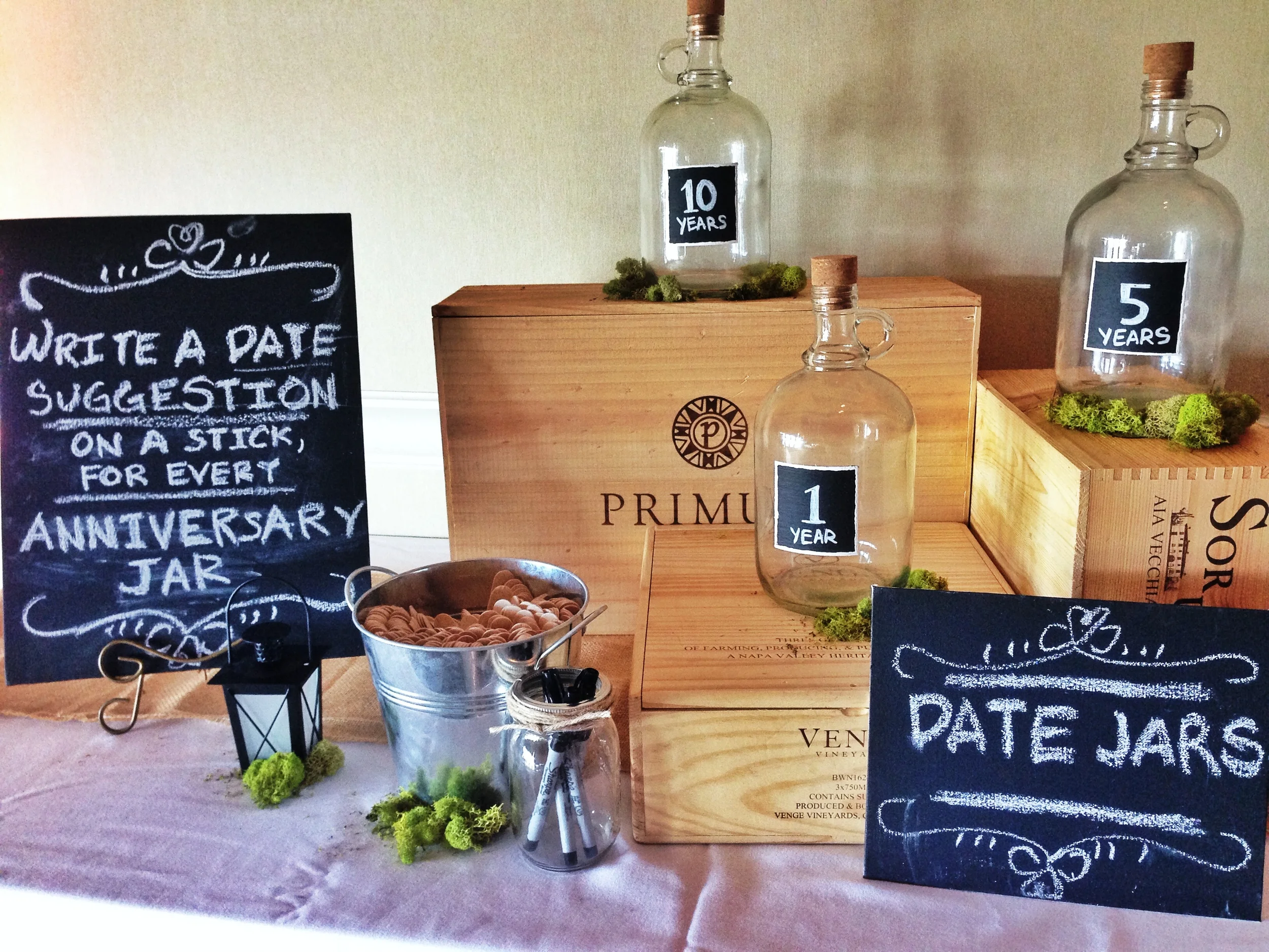 wedding-games-date-jars