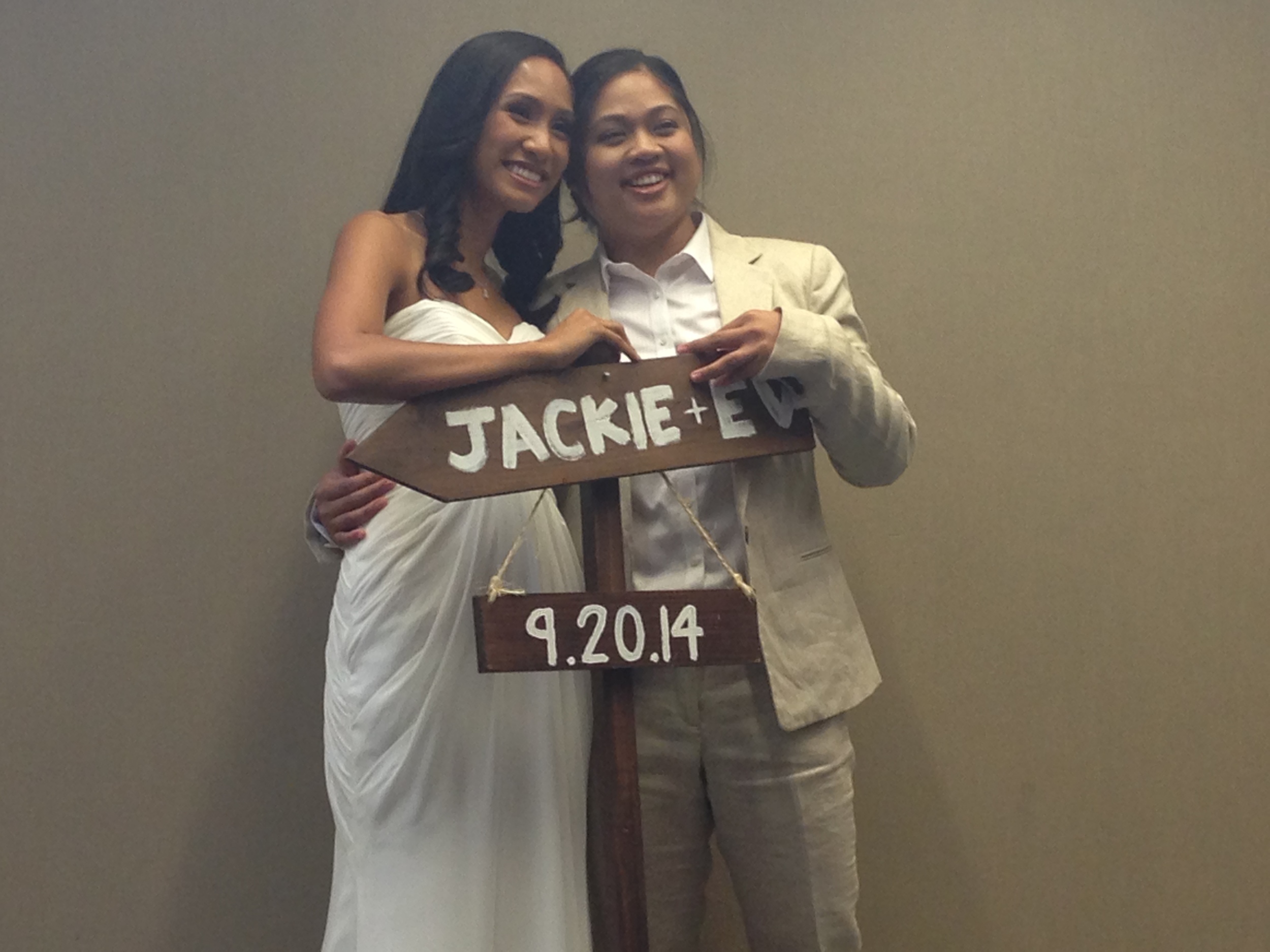 hawaii-wedding-two-brides