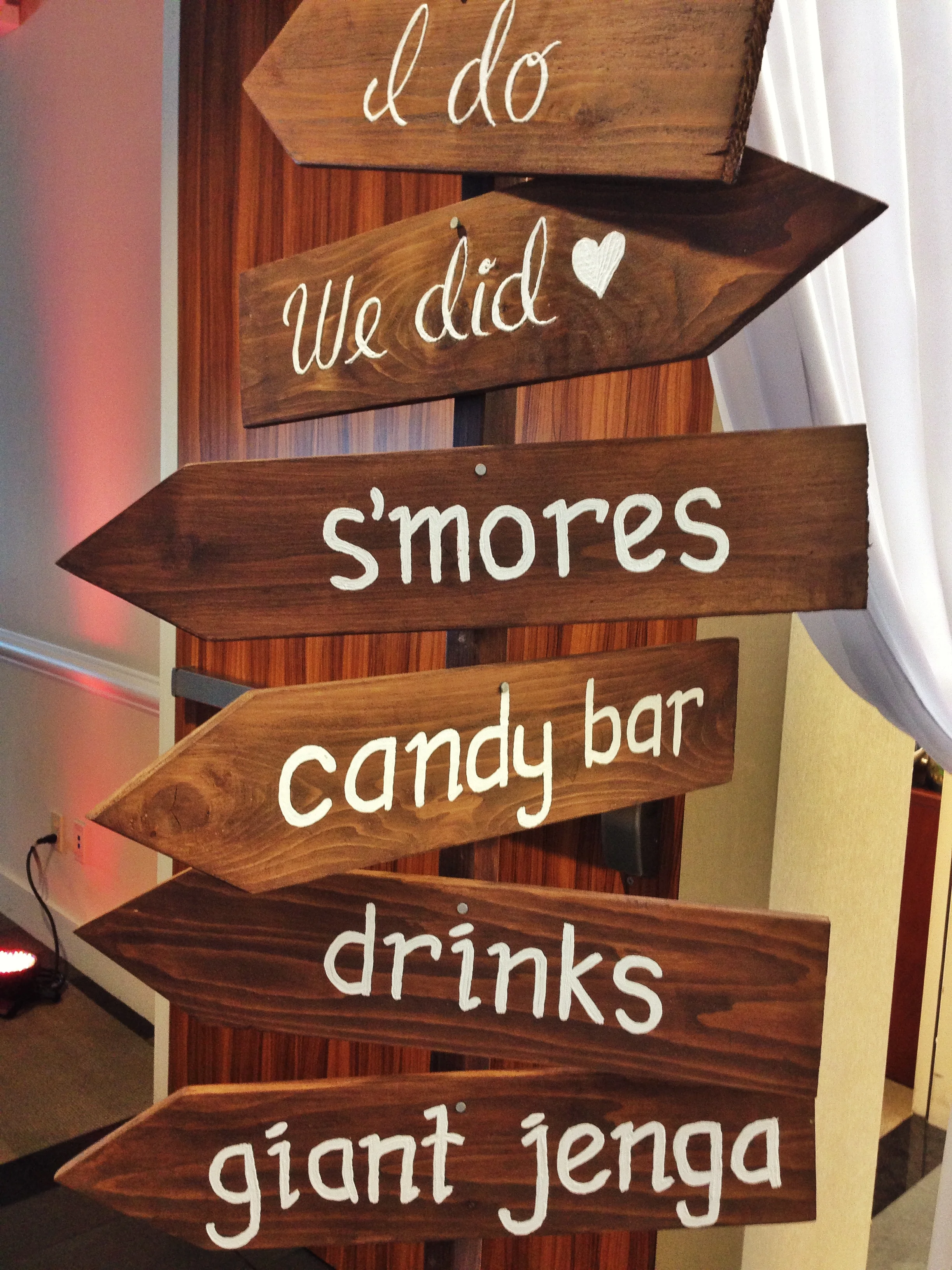 diy-wedding-signs
