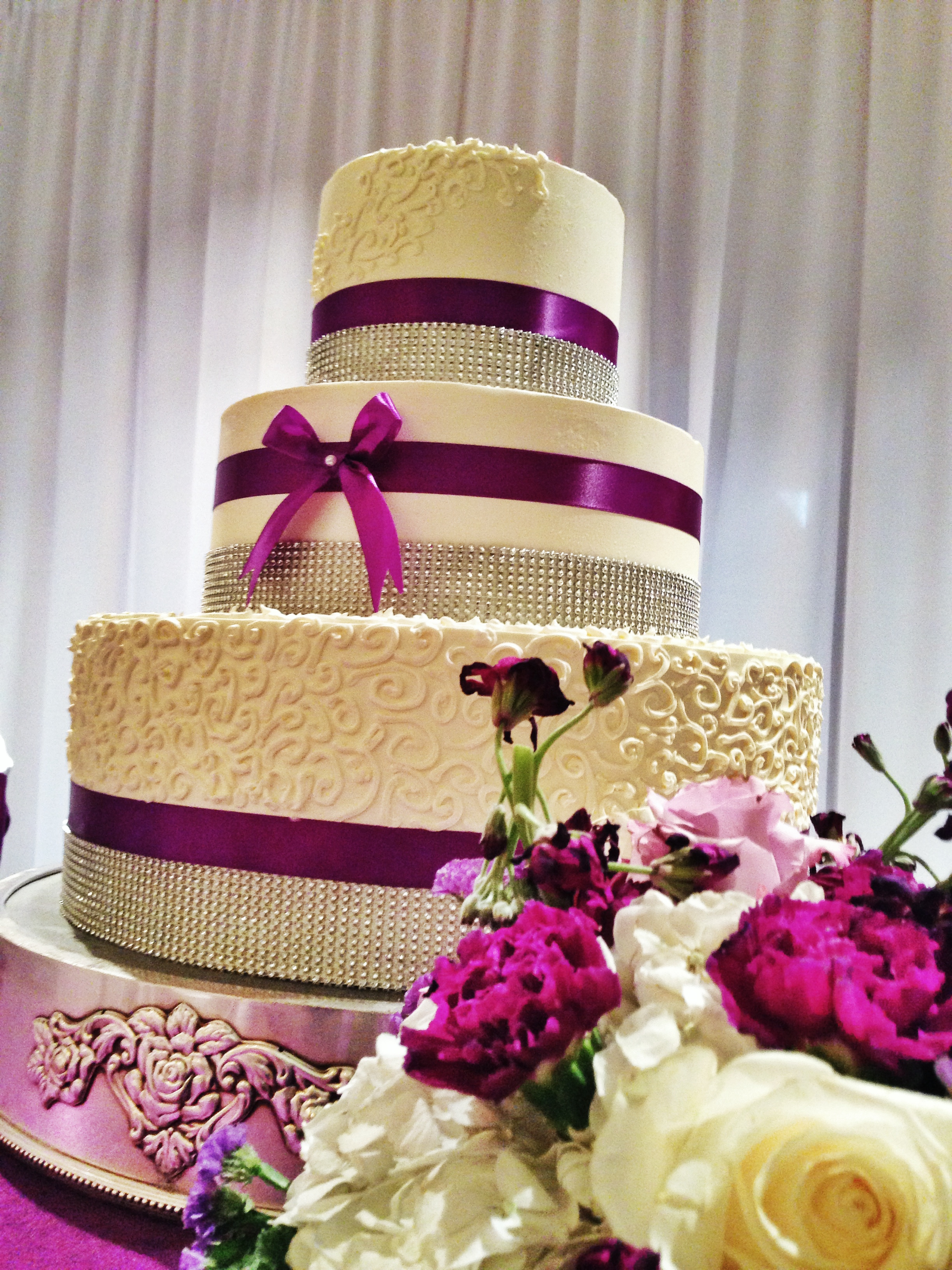 mike-ashley-wedding-cake