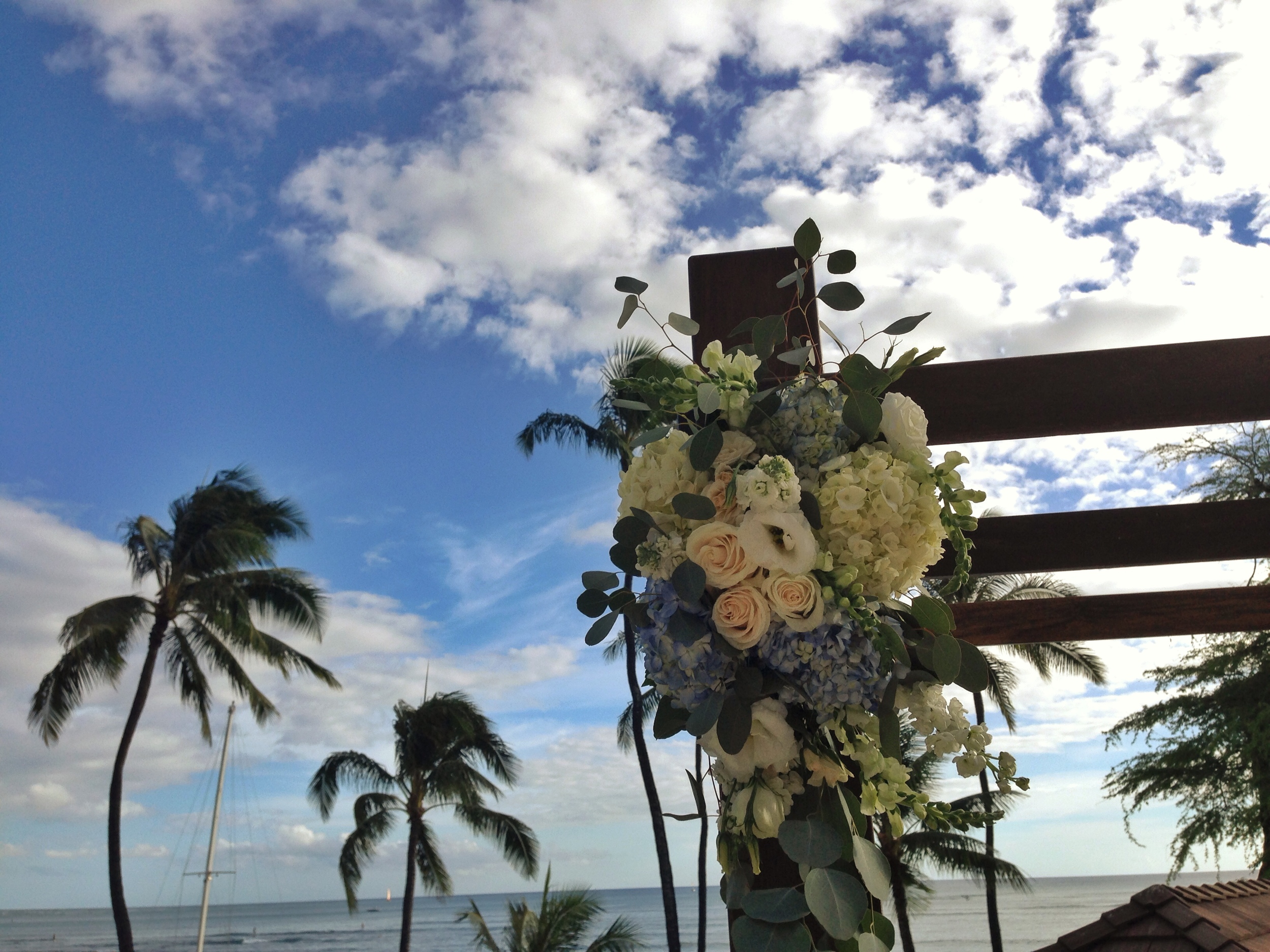 halekulani-hawaii-wedding-ceremony