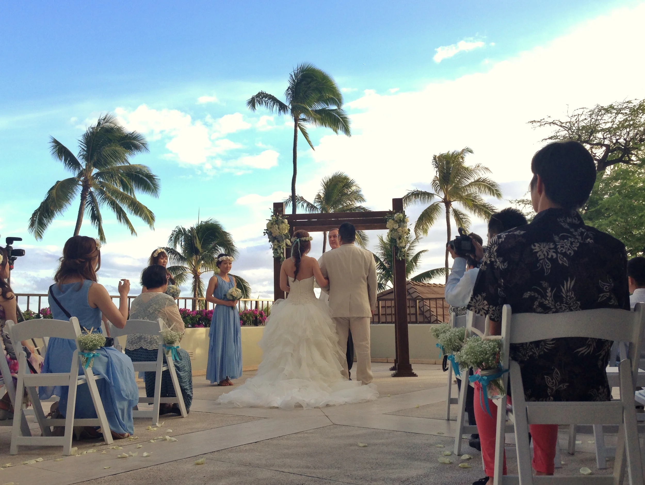 halekulani-hawaii-wedding-ceremony