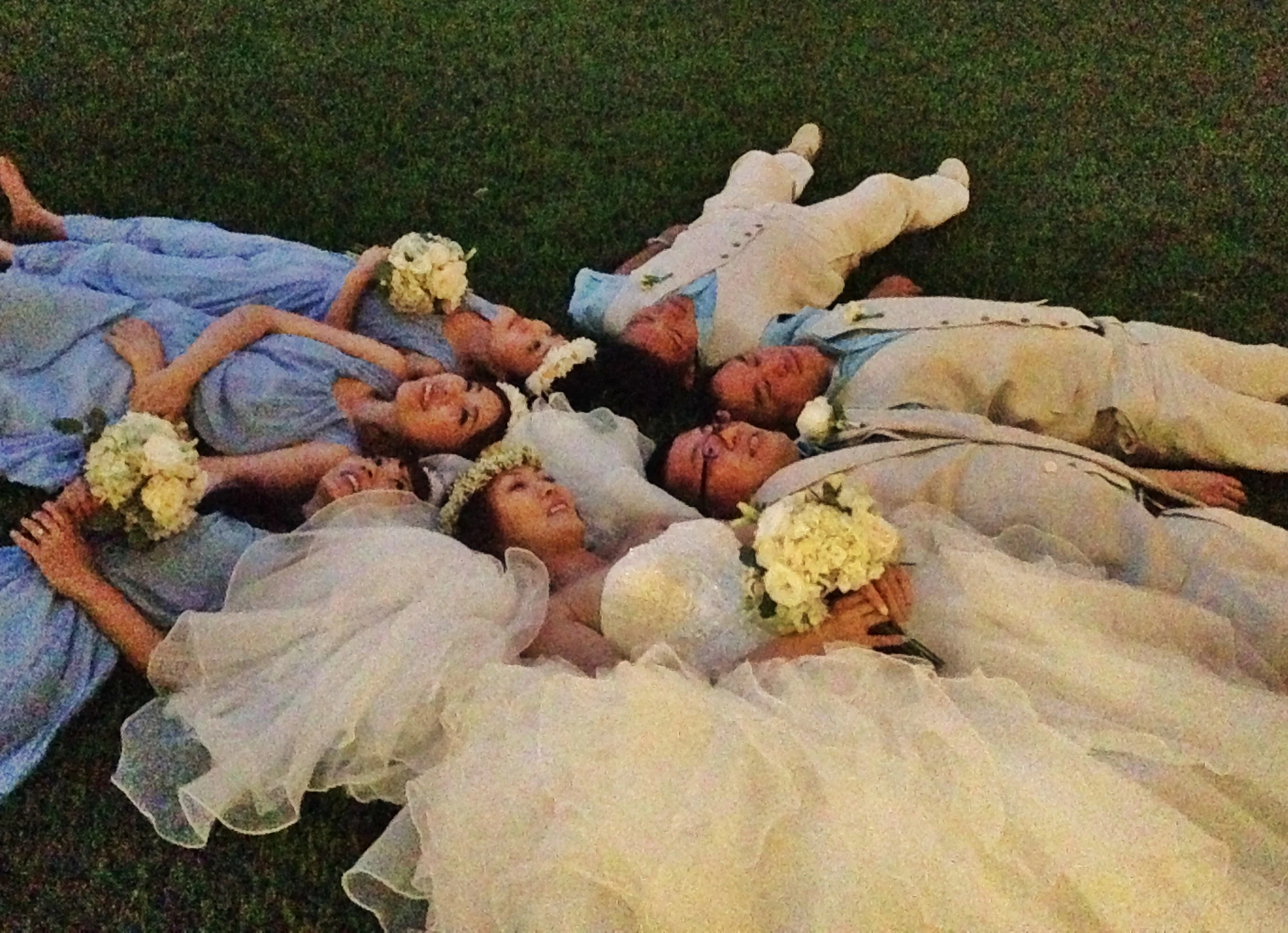 akemi-brett-wedding-party-fun