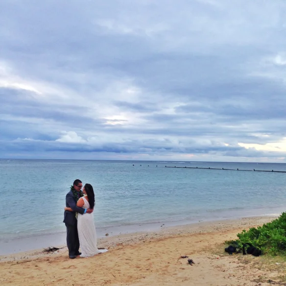 1-tate-lily-beach-hawaii-wedding.jpg