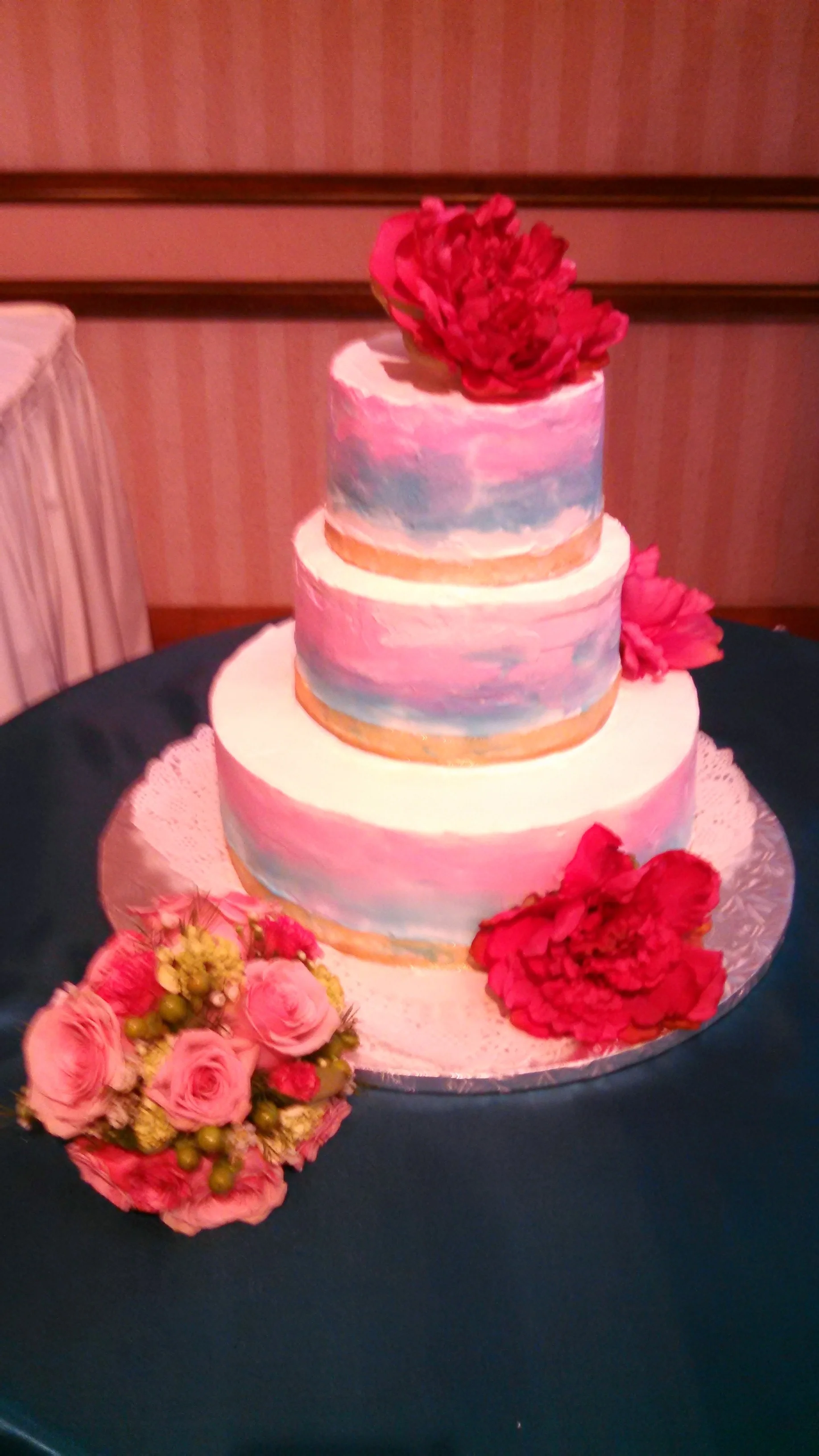 14-wedding-cake-pink.jpg