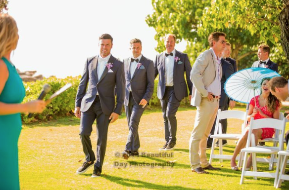 12-groomsmen-hawaii-wedding.png