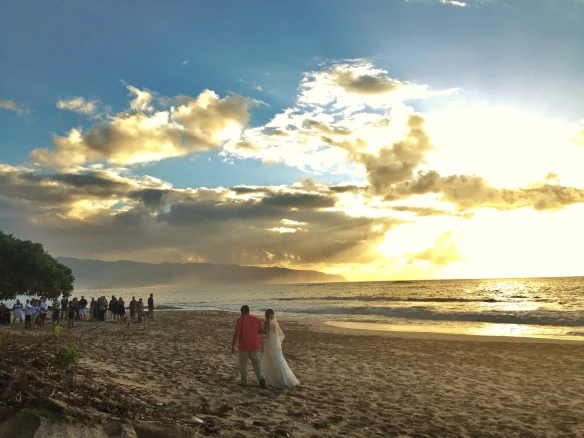 4-papailoa-beach-ceremony-sunset.jpg