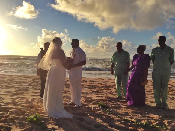 8-papailoa-beach-ceremony.jpg