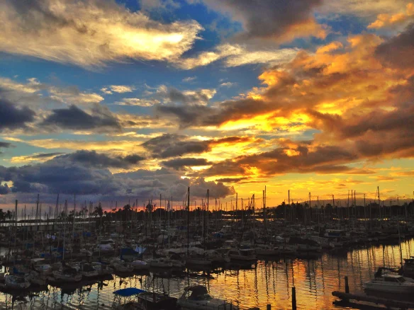 9-waikiki-sunset-dock.jpg