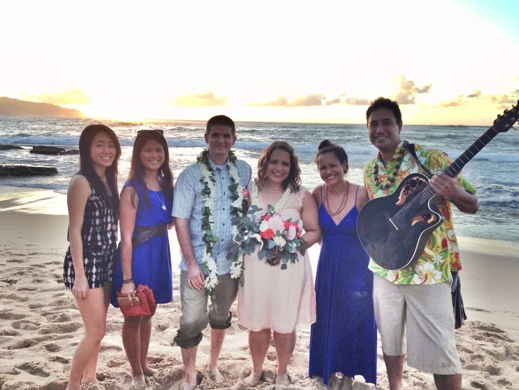 16-jacqueline-caleb-best-day-ever-hawaii-wedding-planners.jpg