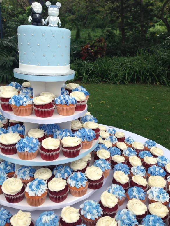 bella sophia estate hawaii wedding.jpg