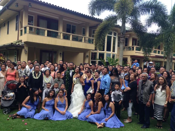 bella sophia estate hawaii wedding.jpg