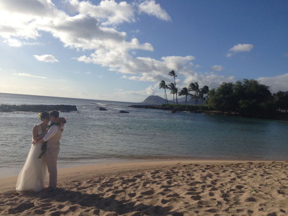 paradise cove beach hawaii wedding.jpg