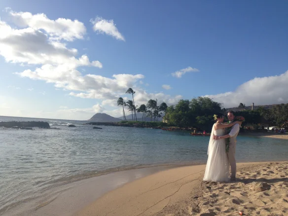 paradise cove beach hawaii wedding.jpg
