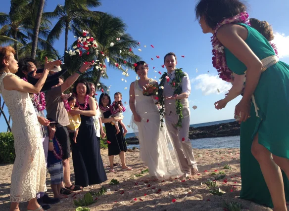 paradise cove beach hawaii wedding.jpg