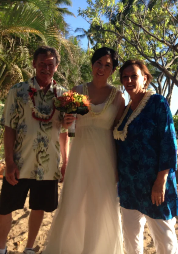 paradise cove beach hawaii wedding.jpg