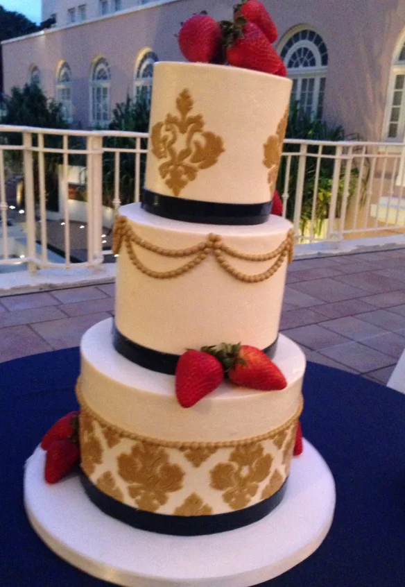 hawaii state art museum wedding.jpg