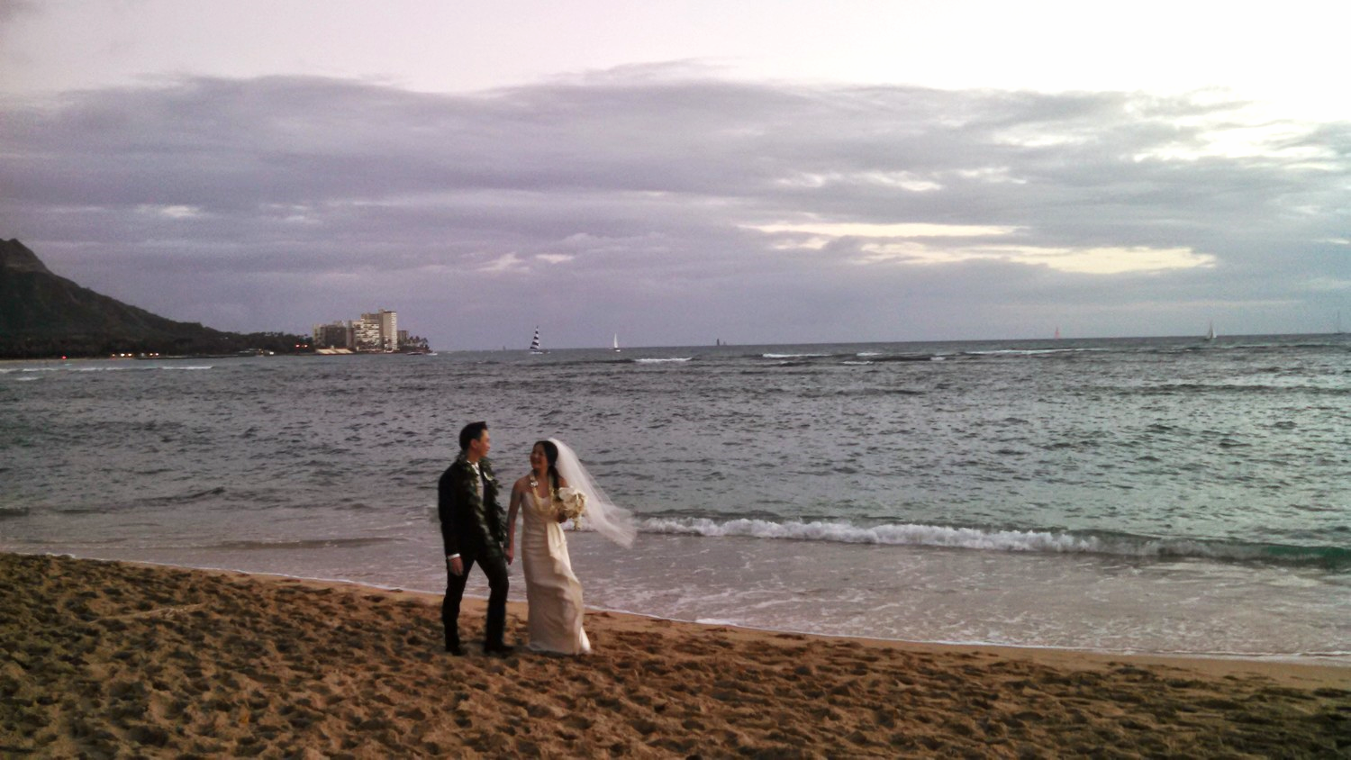 waikiki-sunset-wedding.jpg