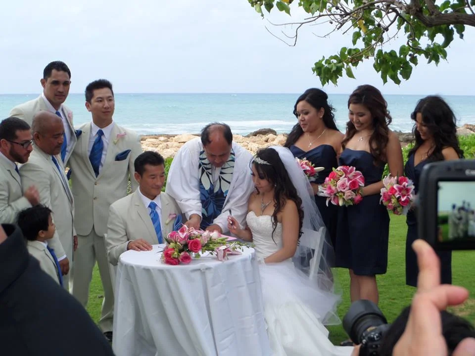 24-hawaii-marriage-certificate-signing.jpg