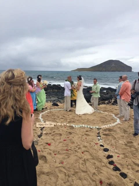 2-rainy-beach-wedding-makapuu.jpg