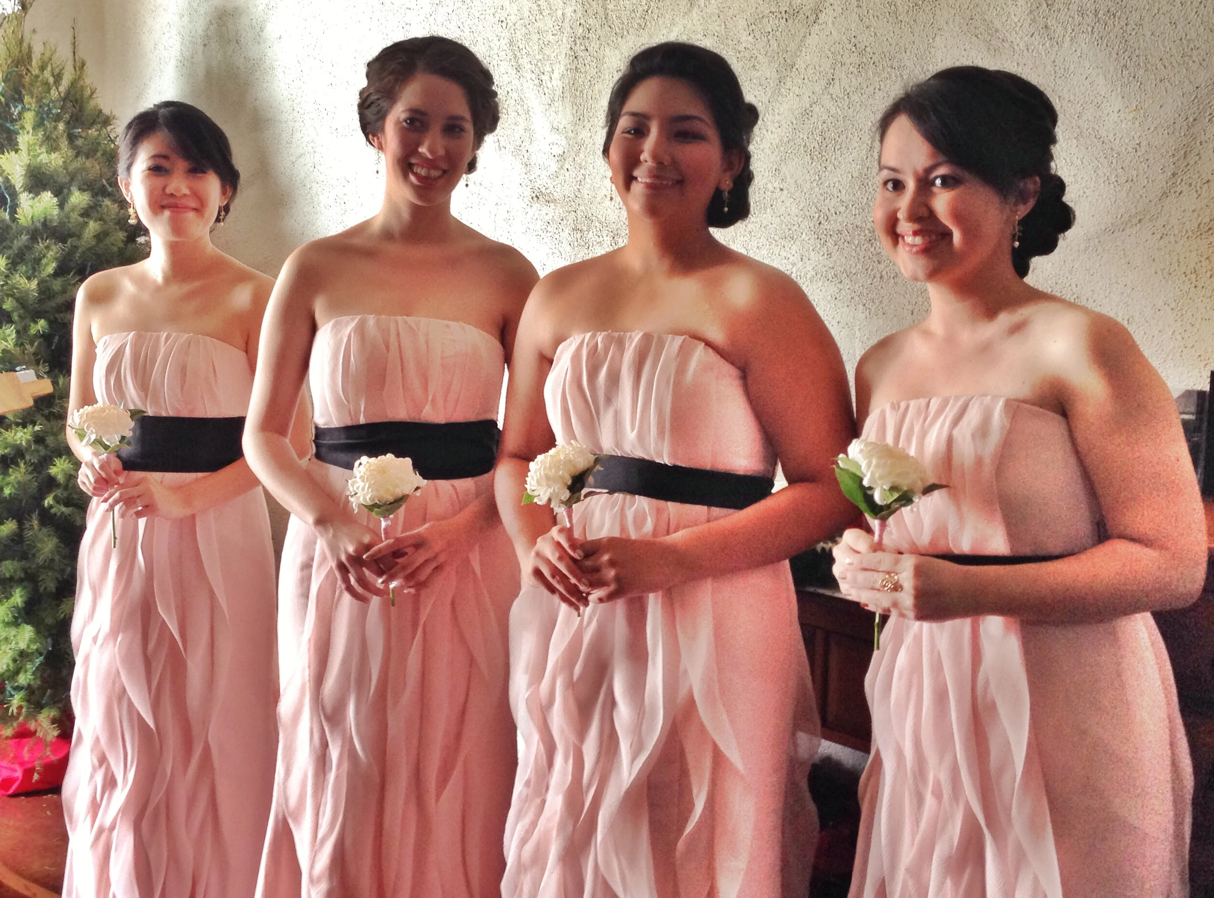 3-pink-bridesmaids-hawaii.JPG