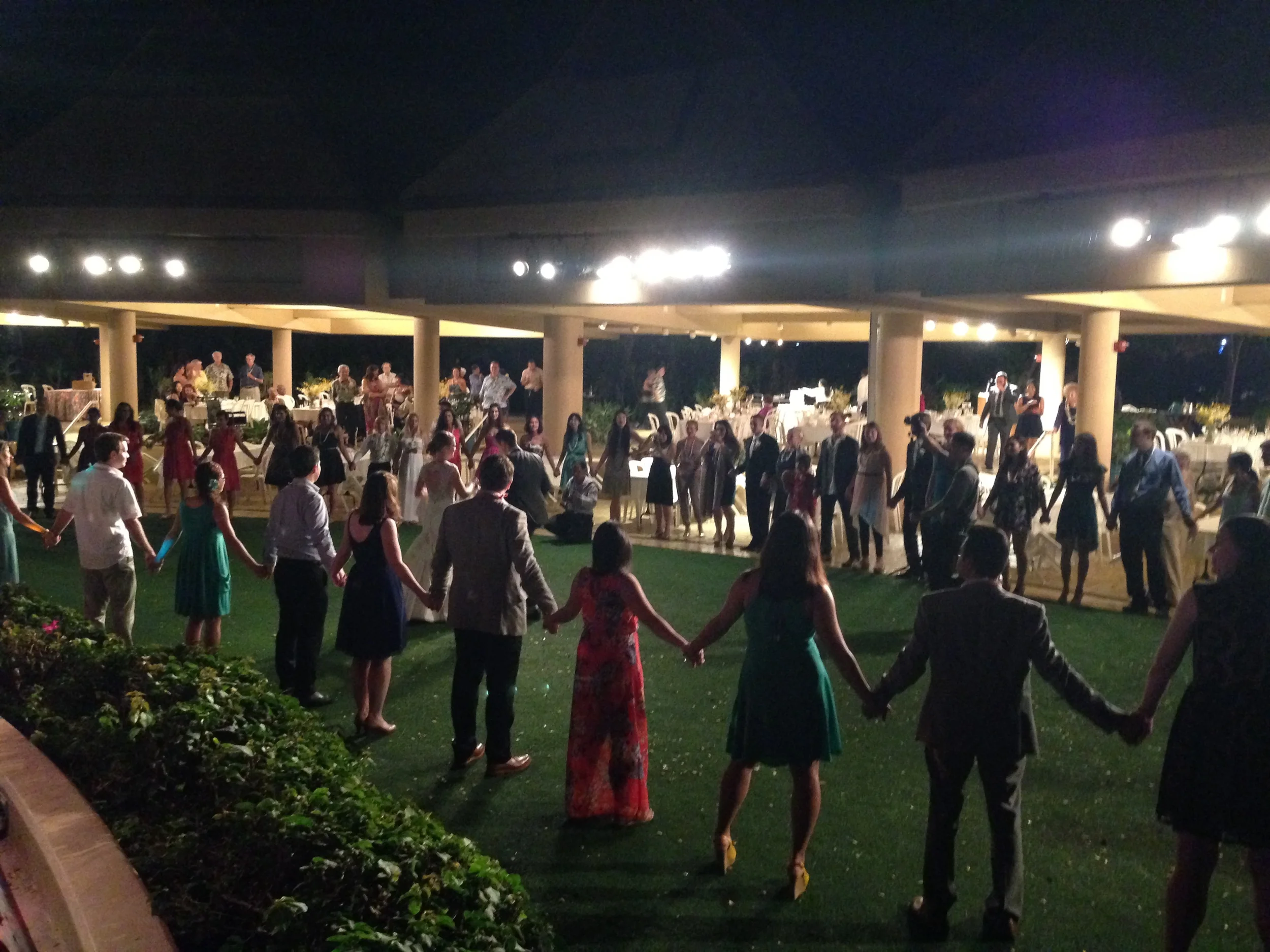 17-garden-wedding-outdoor-reception-dance.JPG