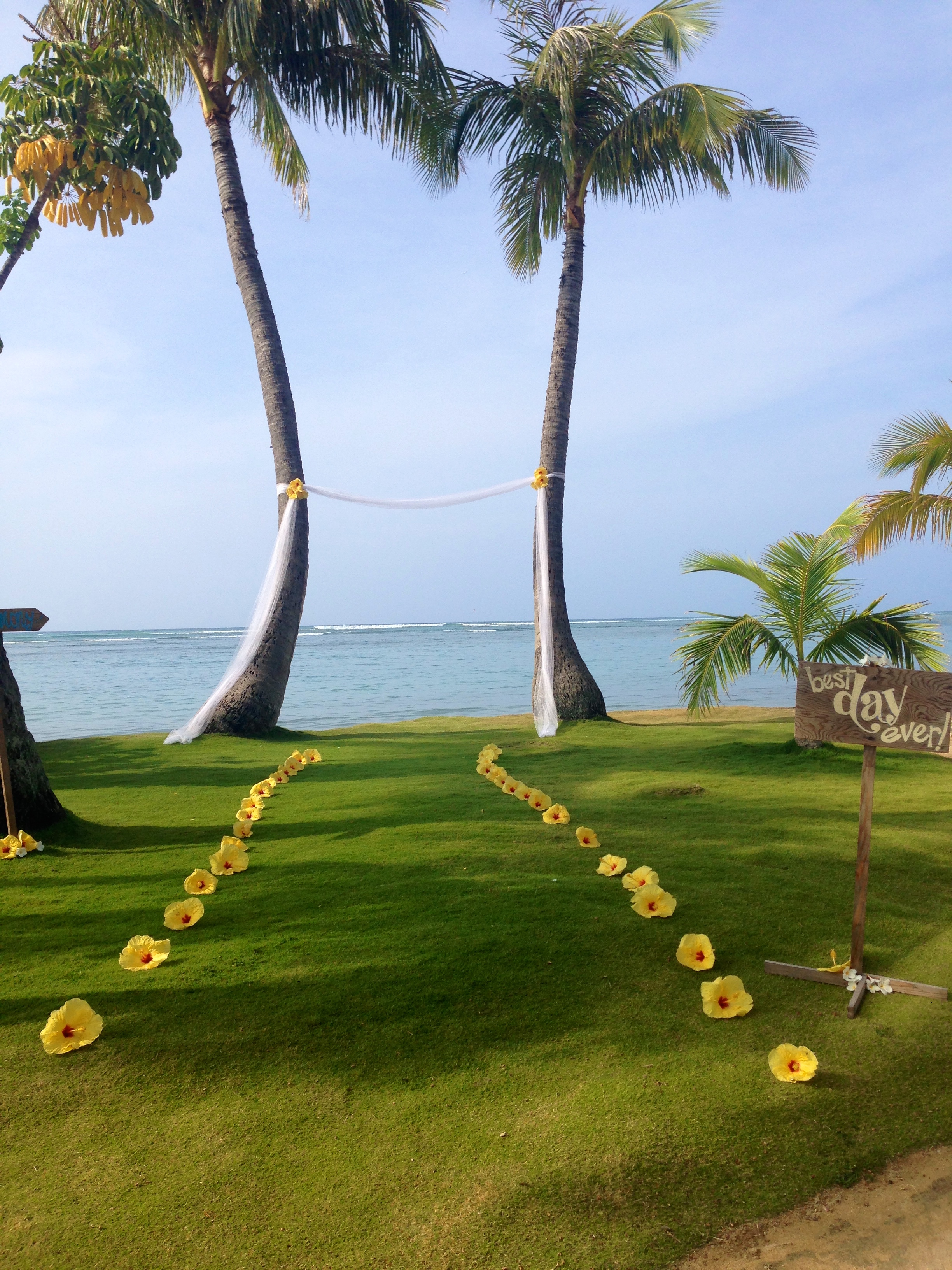 hawaii beach wedding