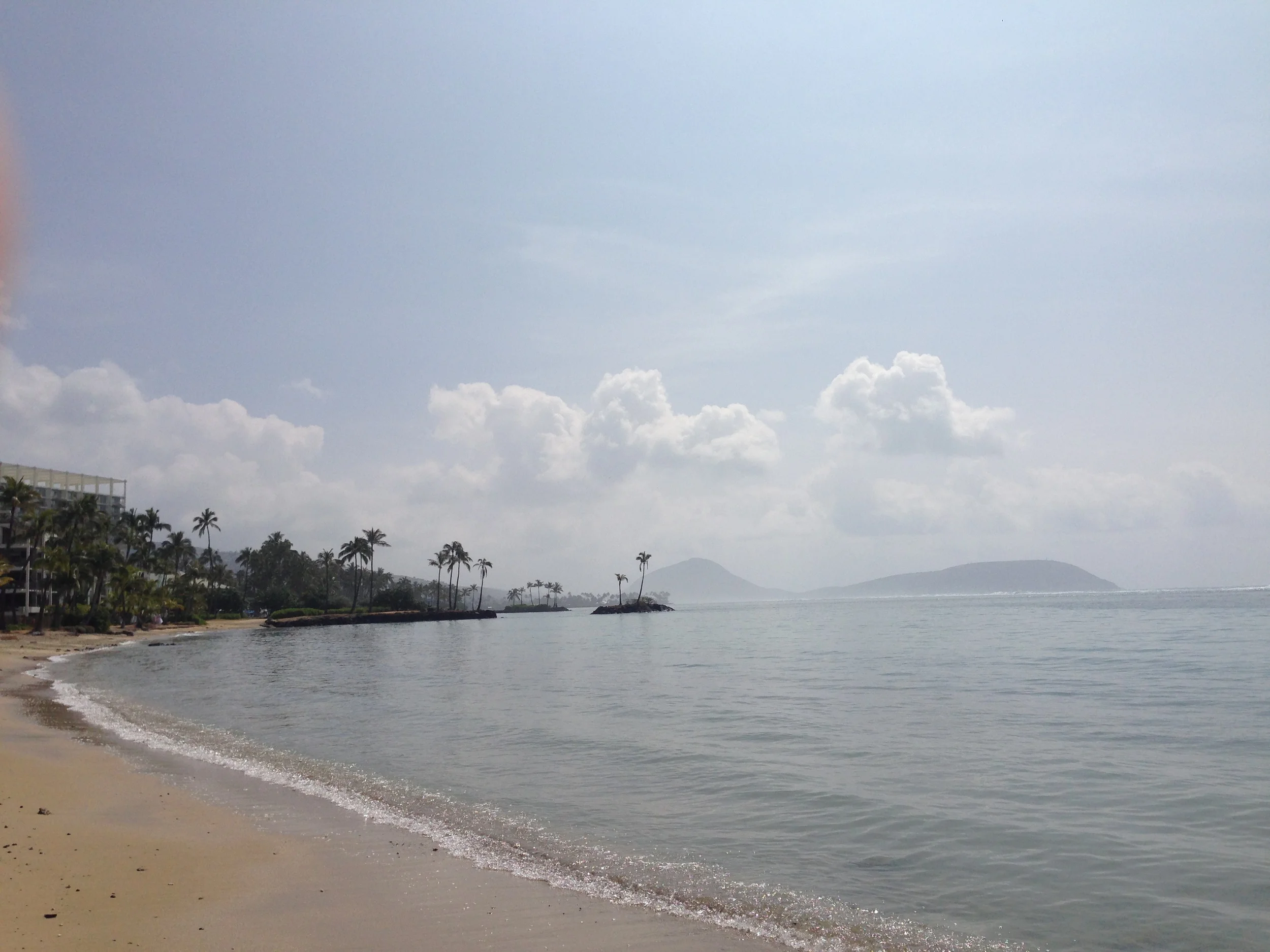 kahala-beach-oahu-wedding