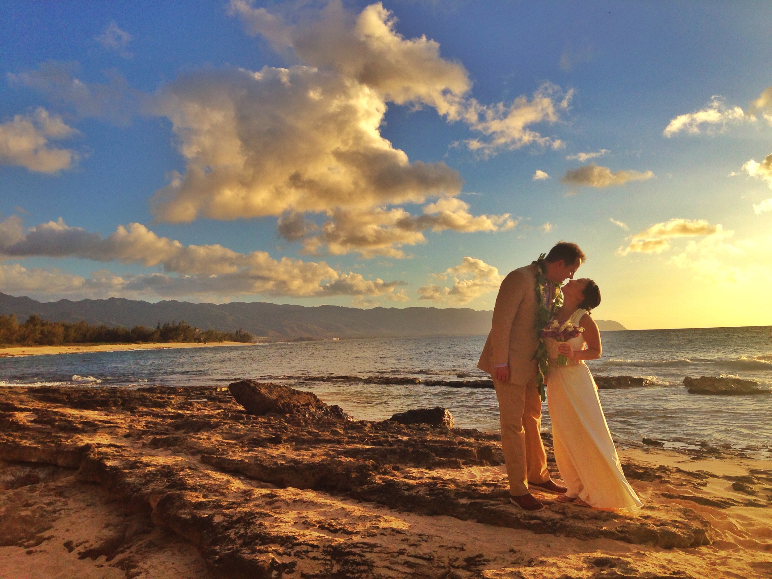 hawaii-sunset-wedding-2.JPG