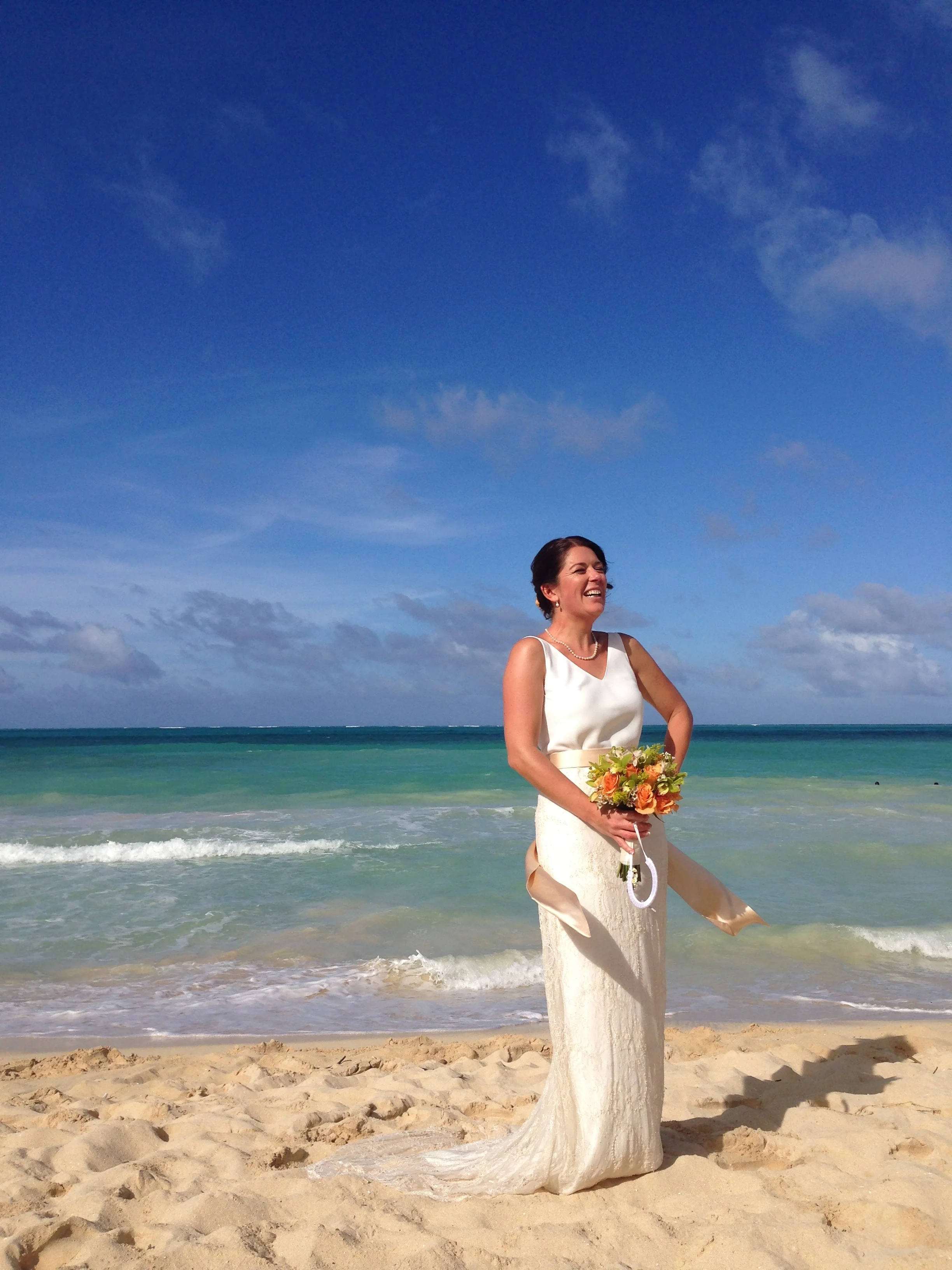 dan-lucy-waimanalo-beach-wedding-3.jpg