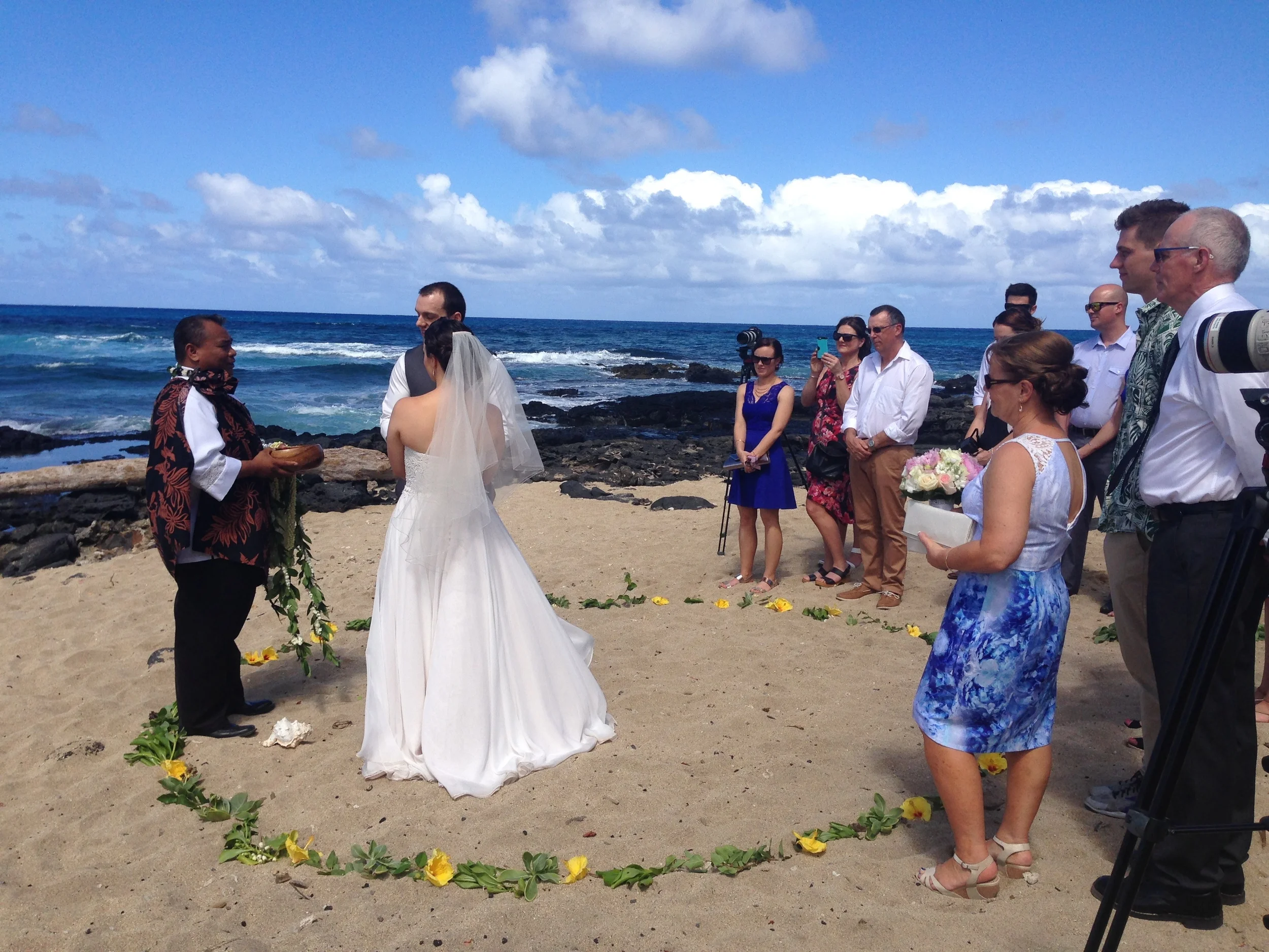 11-makapuu-beach-ceremony-2.JPG