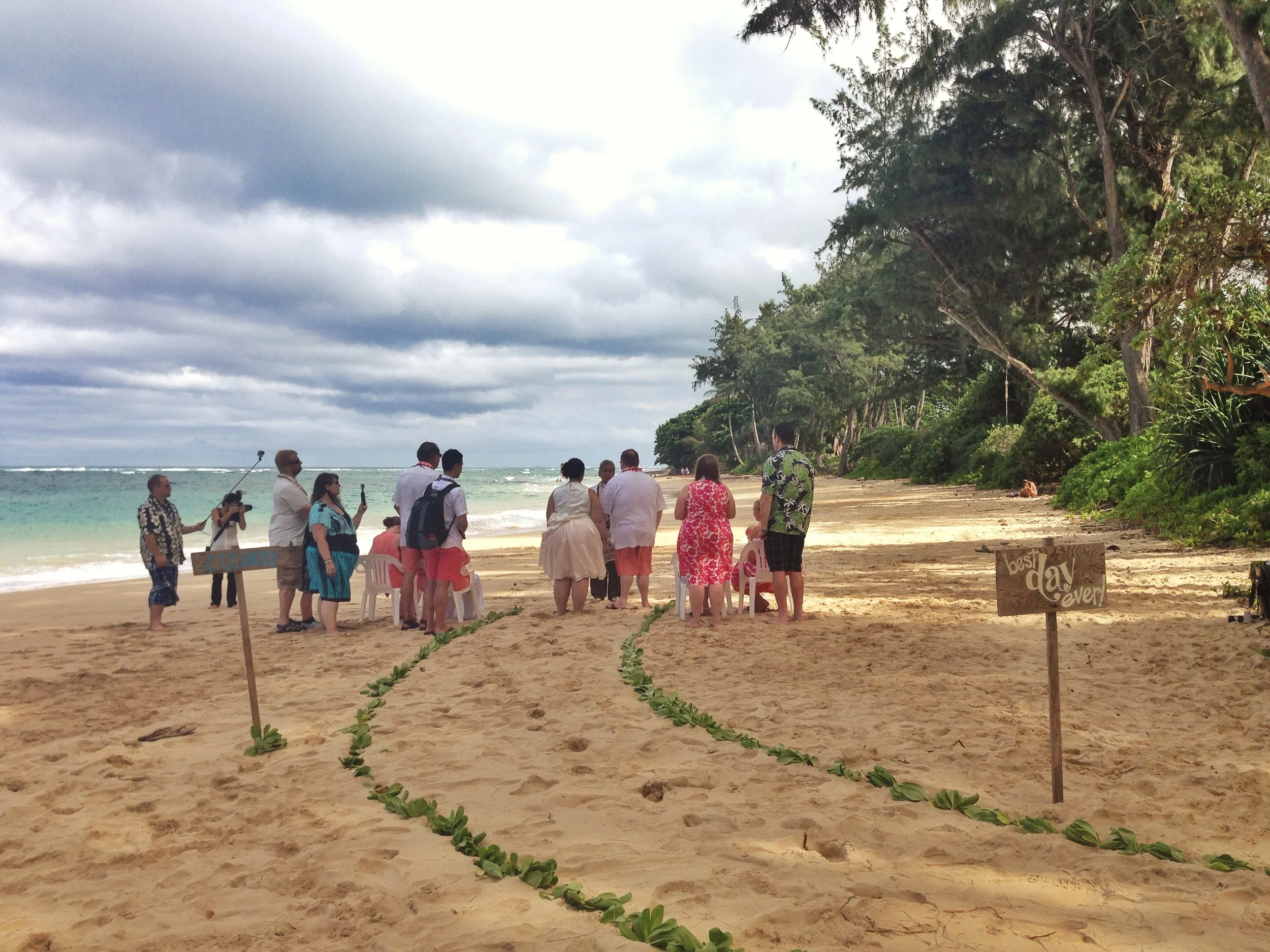 8-beach-wedding-hawaii.JPG