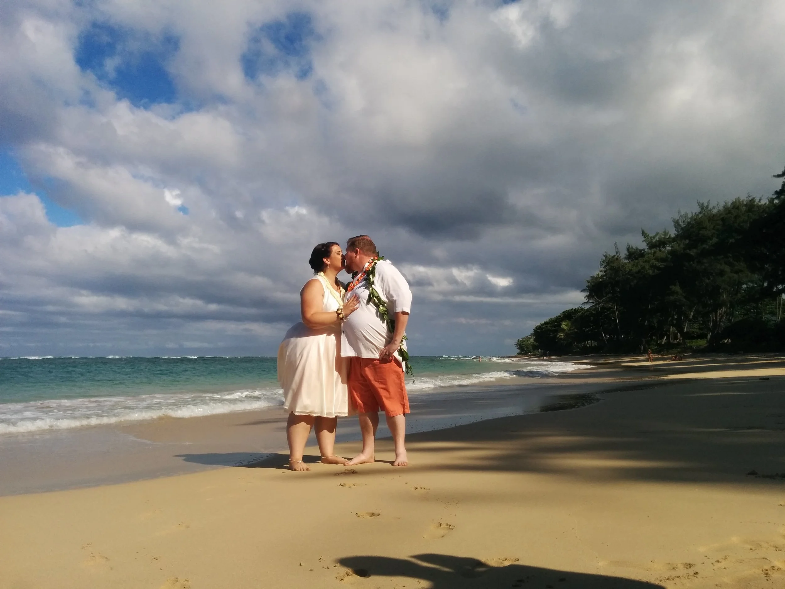 20-beach-wedding-hawaii.jpg