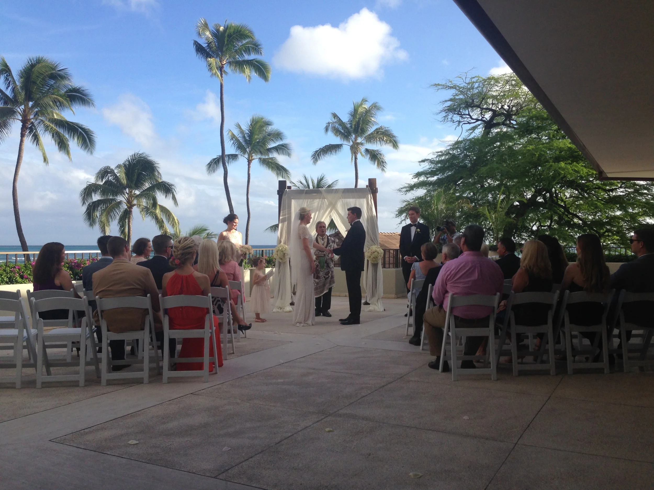 1-halekulani-hau-terrace-wedding.JPG