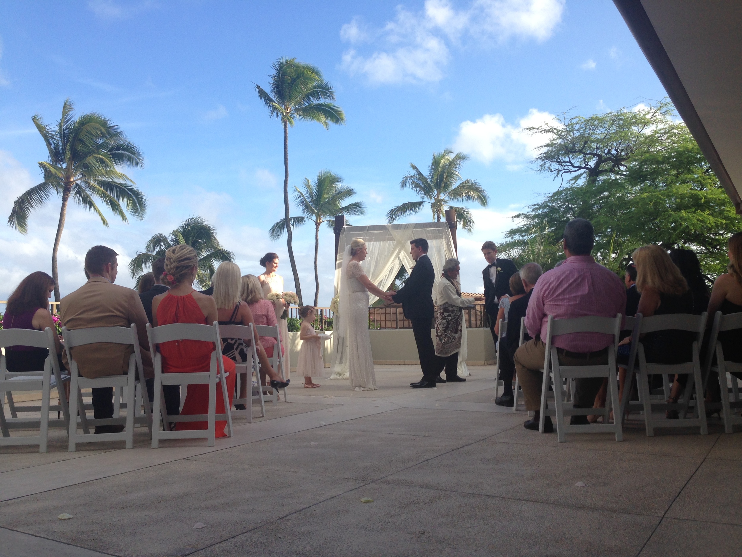9-halekulani-hau-terrace-wedding.JPG