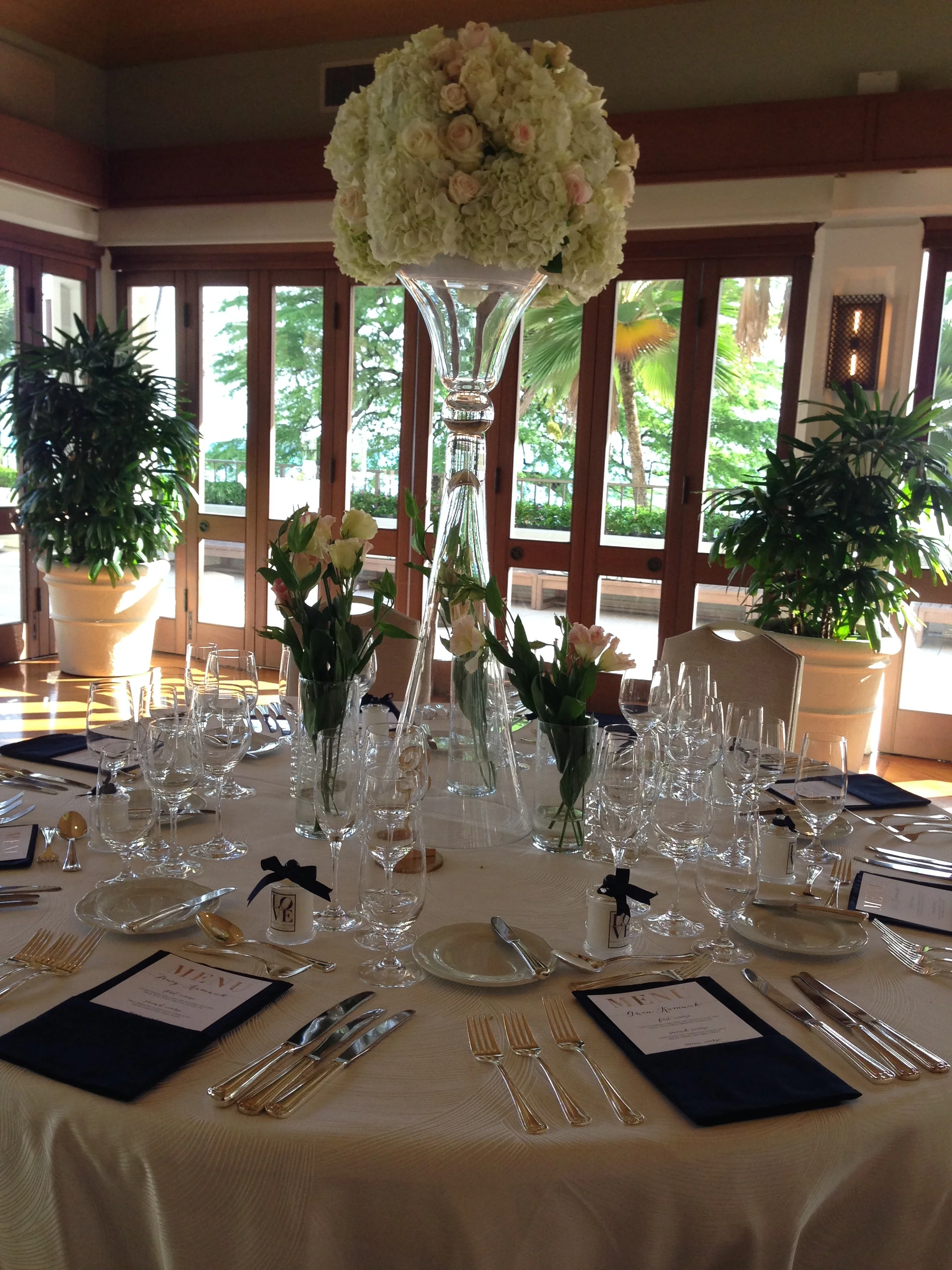 14-halekulani-hotel-wedding.jpg