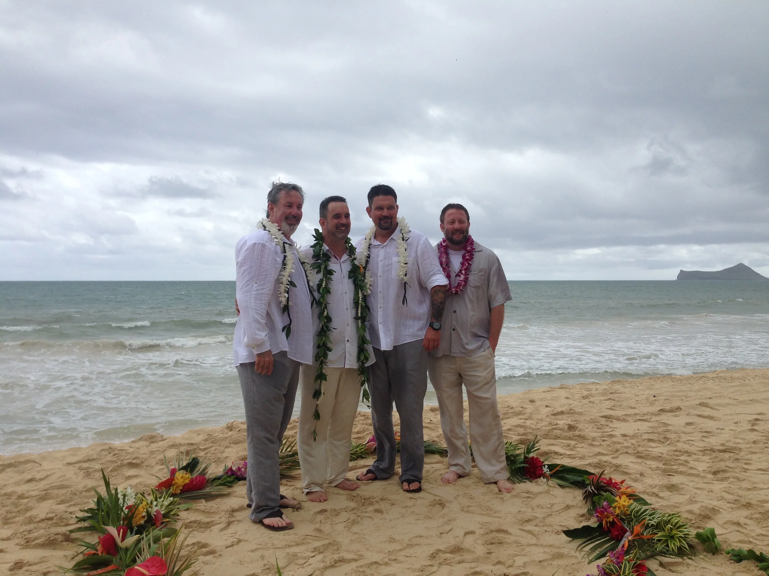 15-oahu-beach-wedding.JPG
